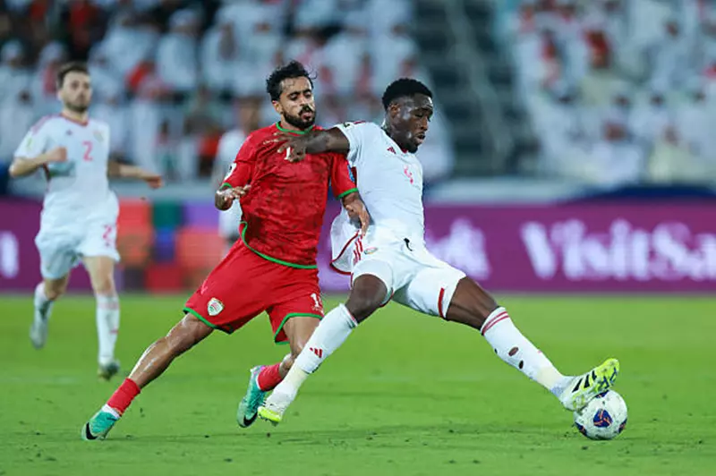 عمان والإمارات